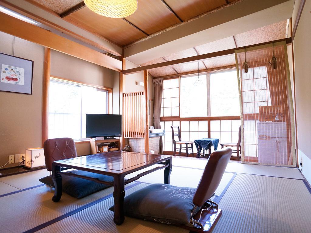 Sumiyosiya Ryokan Нодзаваонсен Номер фото